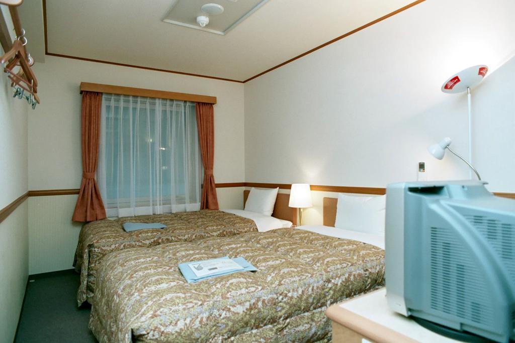 Toyoko Inn Yokohama Minatomirai-Sen Nihon-Odori Ekimae Yokohama (Kanagawa) Quarto foto